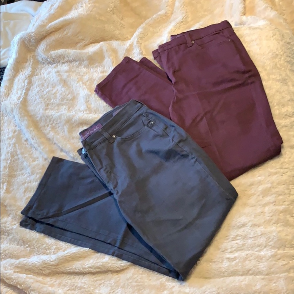 2 pr. Gloria Vanderbilt “Amanda” denim pants sz. 6